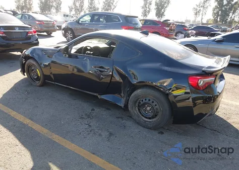 2017 Toyota 86 z USA, uszkodzony, nr VIN JF1ZNAA15H9711129